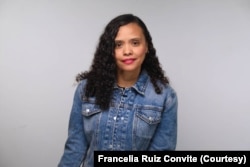 Francelia Ruiz Convite, Convite Proje Direktörü olarak görev yapıyor.